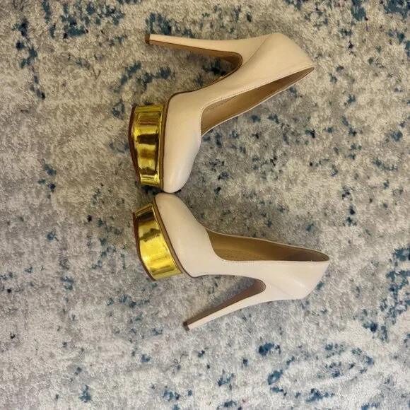 Charlotte Olympia Cream and Gold Dolly Heels Size 37 EU/7 US - Picture 4 of 9